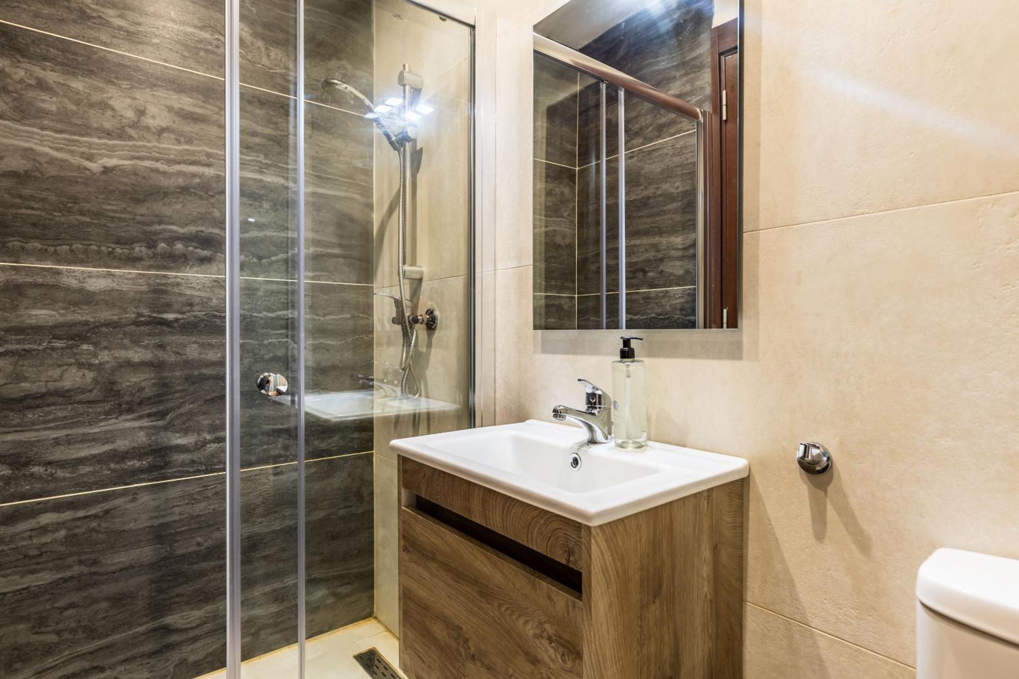 Kunsu'S Apartment 5 Min Walk From St Julians San Ġwann Екстериор снимка